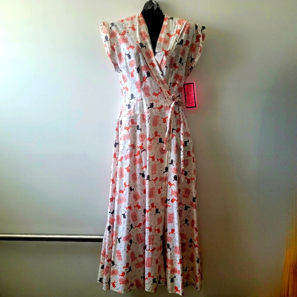 Rare Vintage 1950s Poodle Print Wrap Dress Size: Small/Medium